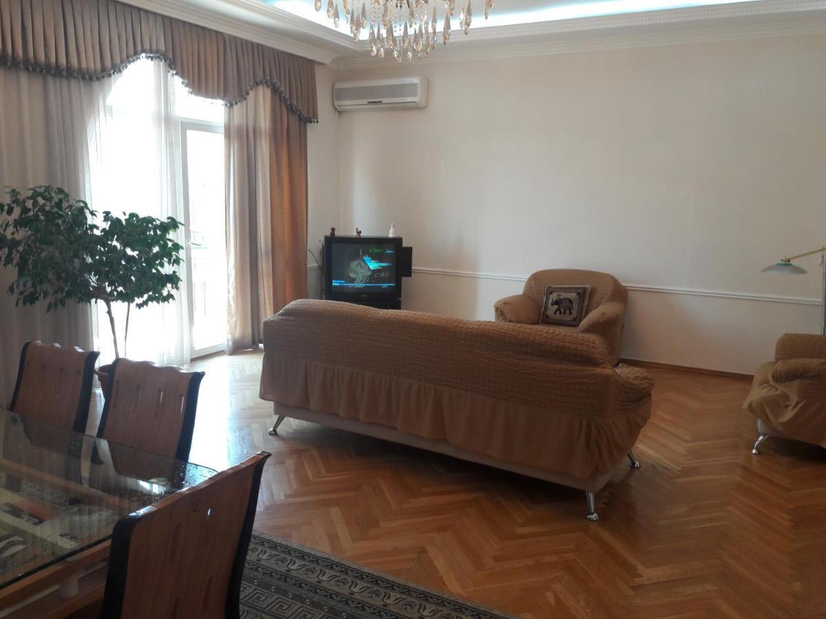 Neftiannikov Avenue Apartment Bakü Dış mekan fotoğraf