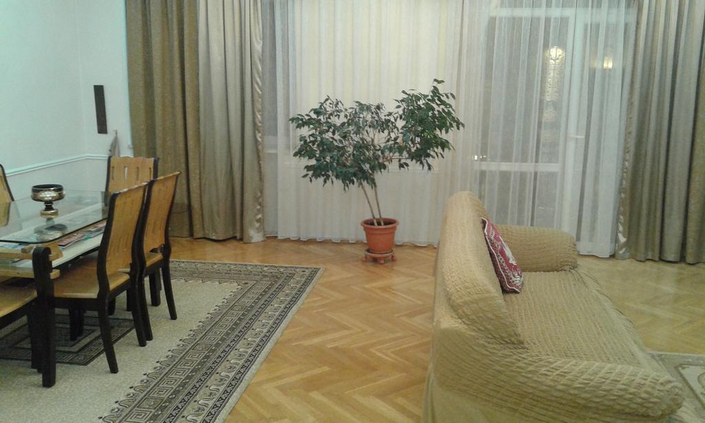 Neftiannikov Avenue Apartment Bakü Dış mekan fotoğraf